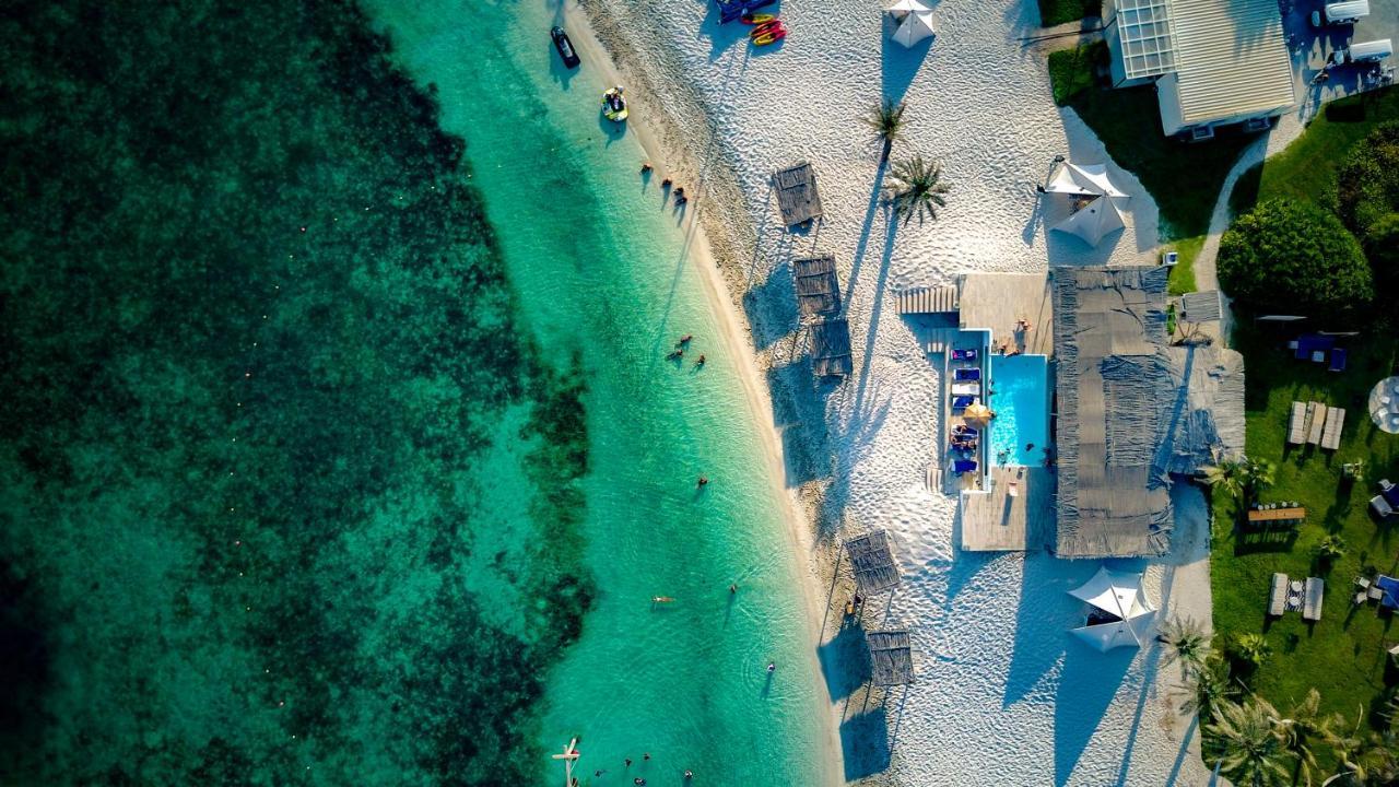 Nurai Island, Saadiyat Hotel Abu Dhabi Eksteriør billede Aerial view of the beach